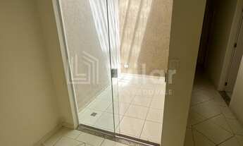 Imagem 5: Casa de 3 dormitórios com 2 suítes toda planejada e com 2 vagas cobertas!!