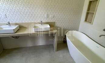 Imagem: Lindíssimo sobrado em condomínio fechado