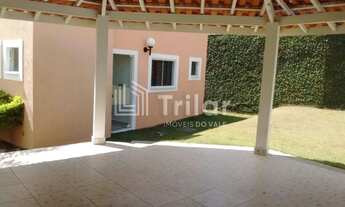 Imagem 3: Sobrado em condomínio de 3 dormitórios com suíte e vaga de garagem pertinho do centro de S