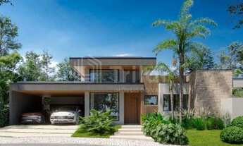 Imagem 2: Lindíssimo e amplo imóvel em condomínio fechado com 4 dormitórios (1 master