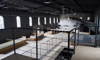 Imagem: Galpão amplo industrial com 1100 metros