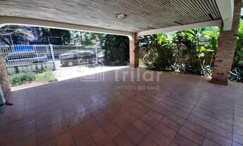 Imagem 5: Imóvel à Venda em São José dos Campos-SP - Casa com 4 Quartos, 1 Suíte e 393m² no Jardim E