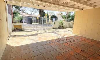 Imagem 2: Casa térrea à venda no Jardim Satélite com 3 quartos, 1 suíte e 4 vagas de garagem!