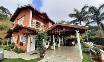 Imagem: Bela chácara a venda no Pau de saia