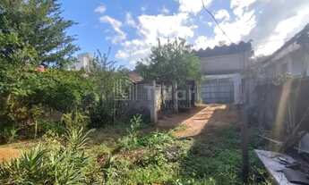 Imagem 7: Imóvel residencial e comercial com 720m2 de terreno, testada de 24 metros, plano e com 188