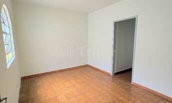 Imagem: Casa térrea na vila tatetuba para locação