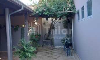 Imagem: Ótimo sobrado com Edícula no Bosque dos