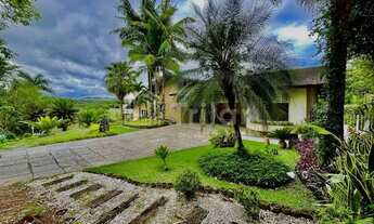 Imagem: CONDOMÍNIO QUINTA DAS FLORES - LINDA CASA