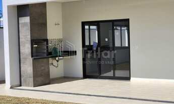 Imagem 3: Maravilhoso sobrado em condomínio fechado em Caçapava com 3 dormitórios e 1 suíte