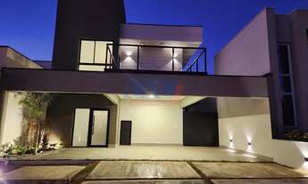 Imagem: Sobrado com 3 Suítes e Piscina no Condomínio