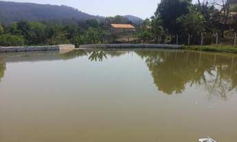 Imagem 2: Chácara de Luxo em Bragança Paulista, 550m², 3 Quartos, 1 Suíte, 20 Vagas de Garagem! Enca