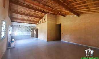 Imagem 3: Chácara à venda em Bragança Paulista-SP, bairro Arara dos Pereiras: 3 quartos, 1 suíte, sa