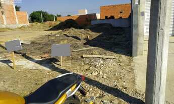 Imagem 4: Lindo Bairro cercado com muita Área Verde e com fácil acesso a Rodovia Santos Dumont - SP
