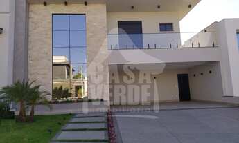 Imagem: Lindo sobrado à venda no Condomínio Jardins