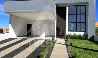 Imagem: Casa térrea à venda no Condomínio Park