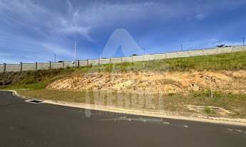 Imagem: Terreno à venda - Condomínio Villa dos