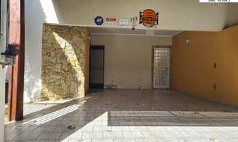 Imagem: Casa térrea com 5 dormitórios e com piscina