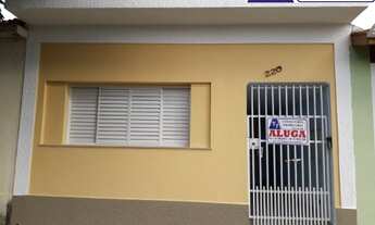 Imagem: CASA À VENDA COM 3 QUARTOS NO CENTRO DE