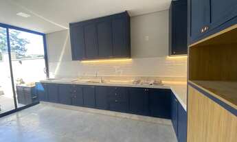 Imagem: CASA COM 3 QUARTOS À VENDA EM CONDOMÍNIO