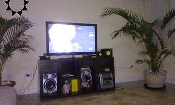 Imagem 2: CASA CARAPICUIBA, 4 dormitórios na Rua Das Camélias