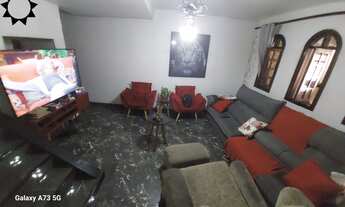 Imagem 6: Imperdível Casa à Venda em Osasco-SP, na Cidade das Flores: 4 quartos, 2 salas, 2 banheiro