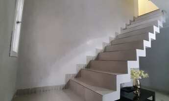 Imagem 6: SOBRADO CIPAVA, 4 dormitórios na Rua Luís Villar