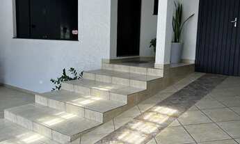 Imagem 5: CASA - CENTRO Casa com 4 dormitórios