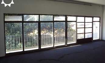 Imagem 3: Imperdível oportunidade de adquirir casa com 3 quartos e 310m² no Centro de Osasco-SP!