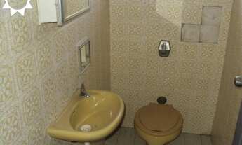 Imagem 4: Imperdível oportunidade de adquirir casa com 3 quartos e 310m² no Centro de Osasco-SP!