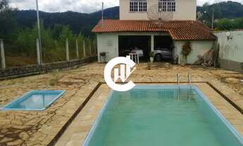 Imagem: Casa Grande em Condomínio - 3 quartos