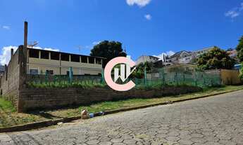 Imagem: Terreno à venda no Centro de São Lourenço-MG