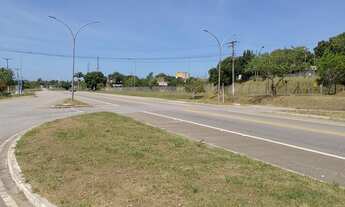 Imagem 4: Área industrial em Macaé RJ na localidade de Cabiúnas, as margens da rodovia Amaral Peixot