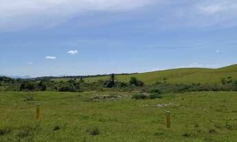 Imagem: Área industrial em Macaé RJ na localidade