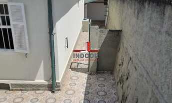 Imagem 4: Excelente oportunidade de locação: Casa com 2 quartos, 1 sala, 1 banheiro e 3 vagas de gar