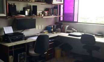 Imagem 3: 5 dormitórios, 4 suíte, 3 vagas na garagem, 207M² de Área Construída, 207M² de Área Total