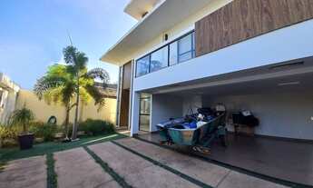 Imagem: Luxuoso sobrado no centro de Gurupi