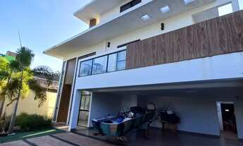 Imagem 2: Luxuoso sobrado no centro de Gurupi