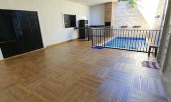 Imagem 2: Casa de 04 Quartos com Piscina