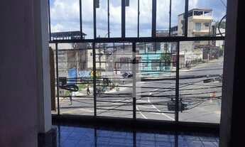 Imagem 4: Prédio comercial / residencial com terraço e 3/4 com suíte no Largo do Tanque