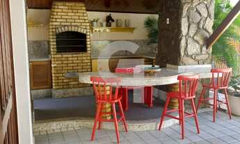 Imagem 3: Ampla casa duplex com 3/4 e área gourmet com piscina no melhor do Itaigara