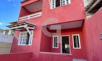 Imagem: Casa triplex de 4/4 e nascente em Stella