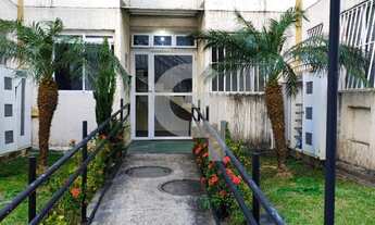 Imagem 6: 2/4, escada, norte/sul, estacionamento e lazer no Vila Portuguesa Resid. - Marechal Rondon