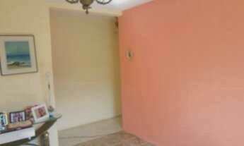 Imagem 2: Apto 3/4, dependência completa, armários, escada e garagem + estacionamento. Cond. Cataven