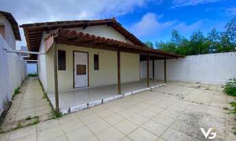 Imagem: Casa Linear de 3 quartos com Quintal na