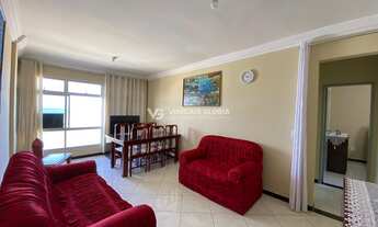 Imagem 2: Apartamento de 2 quartos + dependência completa de frente para o mar da Praia do Morro