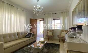 Imagem 5: Excelente Casa Linear de 203m² de 3 quartos com piscina no Bairro Itapebussu