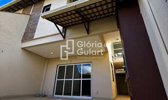 Imagem 2: Casa Duplex de 3 quartos com churrasqueira a pouco metros do mar na Praia do Morro