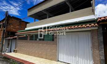 Imagem: Casa com 2 moradias e com terraço no Bairro