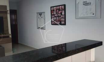 Imagem 2: Casa térrea de um dormitório com ar condicionado e cozinha planejada em avenida no Jardi