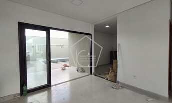 Imagem 5: Casa sobrado com 3 suites e piscina no Residencial Mantova / Indaiatuba-SP